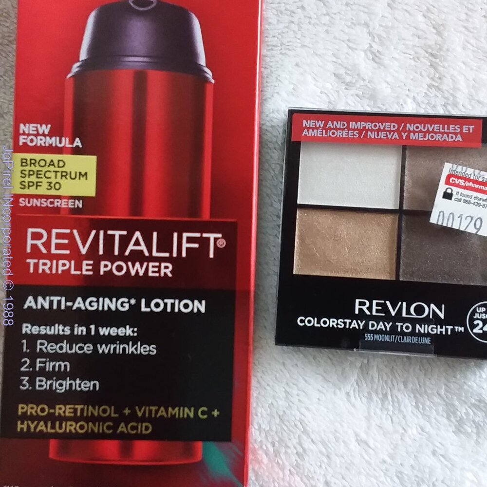 L'OREAL REVITALIFT anti-aging lotion & REVLON Colorstay Quad Moonlit 555 Bundle